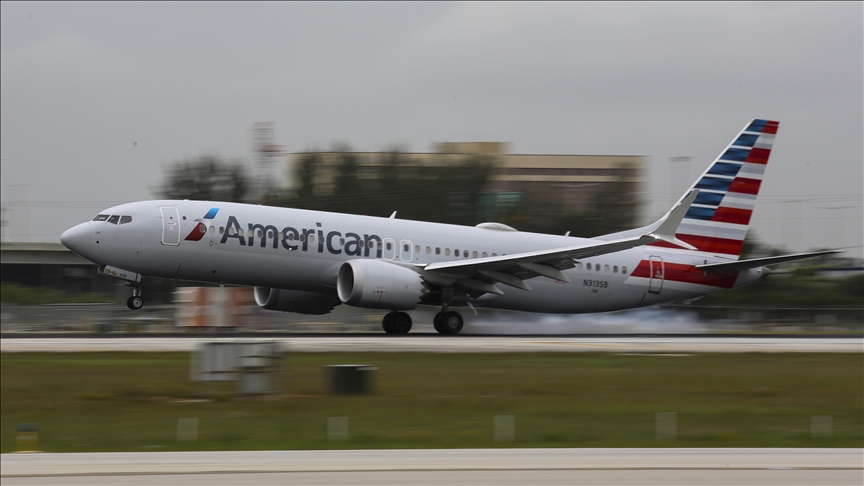 ABD'de hükümetin kapalı olmasından dolayı 1700'den fazla uçuş iptal edildi