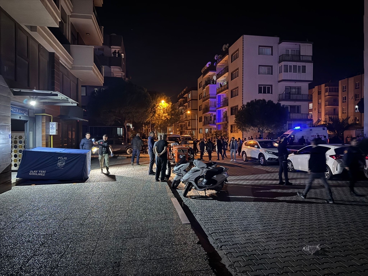 Aydın'da evinin önünde silahlı saldırıya uğrayan kişi öldü