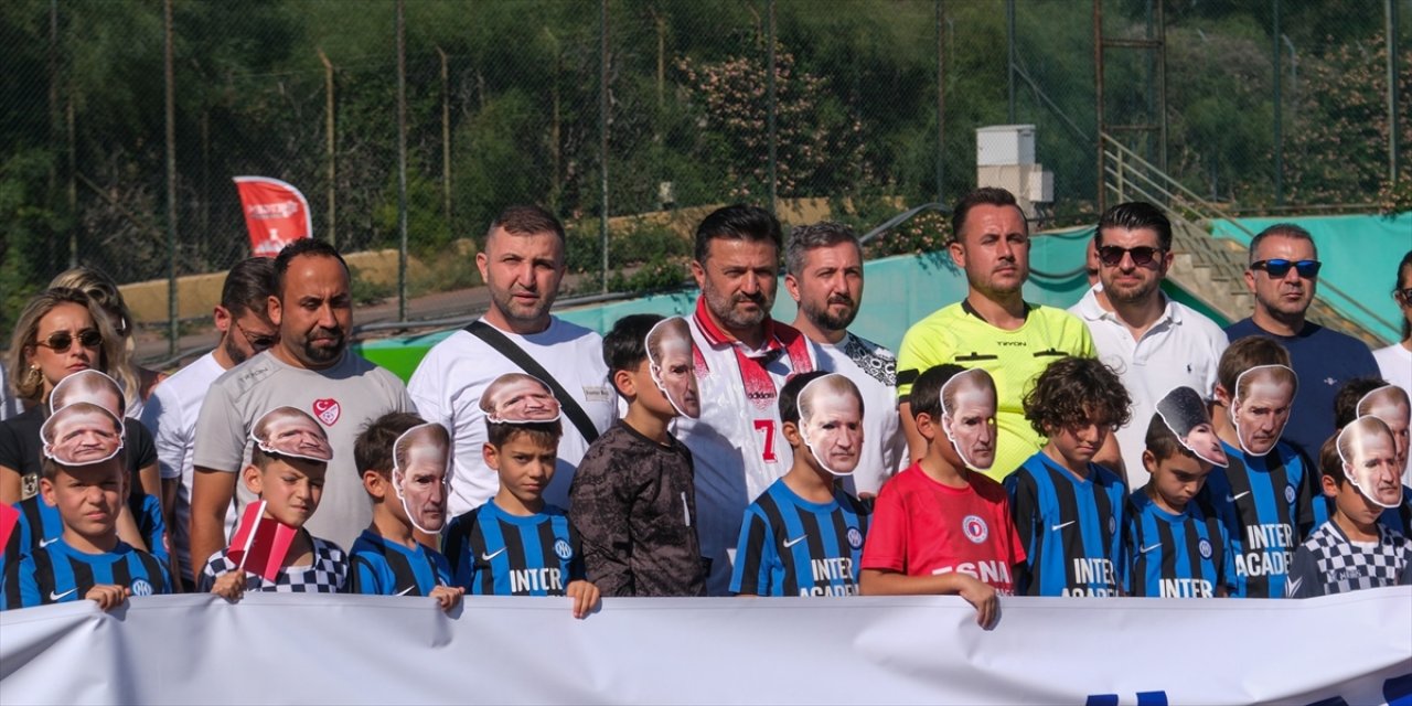 Jetgen Junior Cup’ta Minik Futbolcular Atatürk’ü Saygıyla Andı
