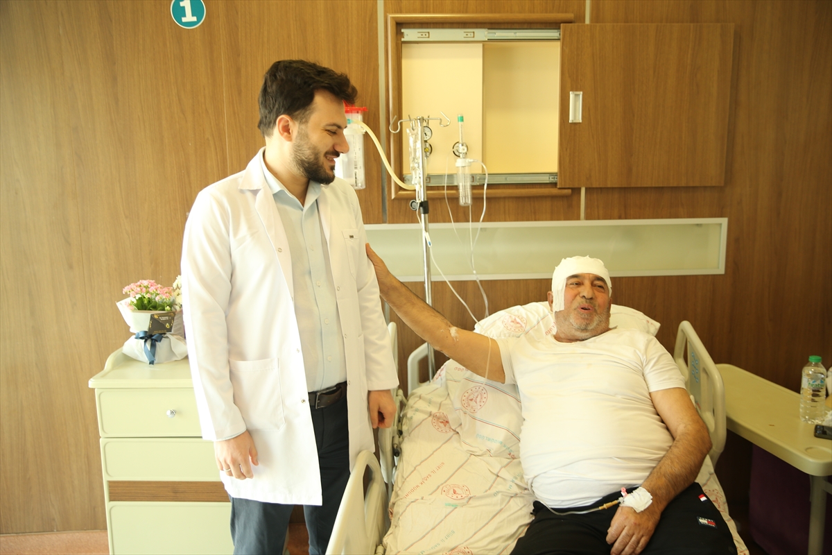 Kalp krizi şüphesiyle gittiği hastanede beyninde tümör olduğunu öğrendi