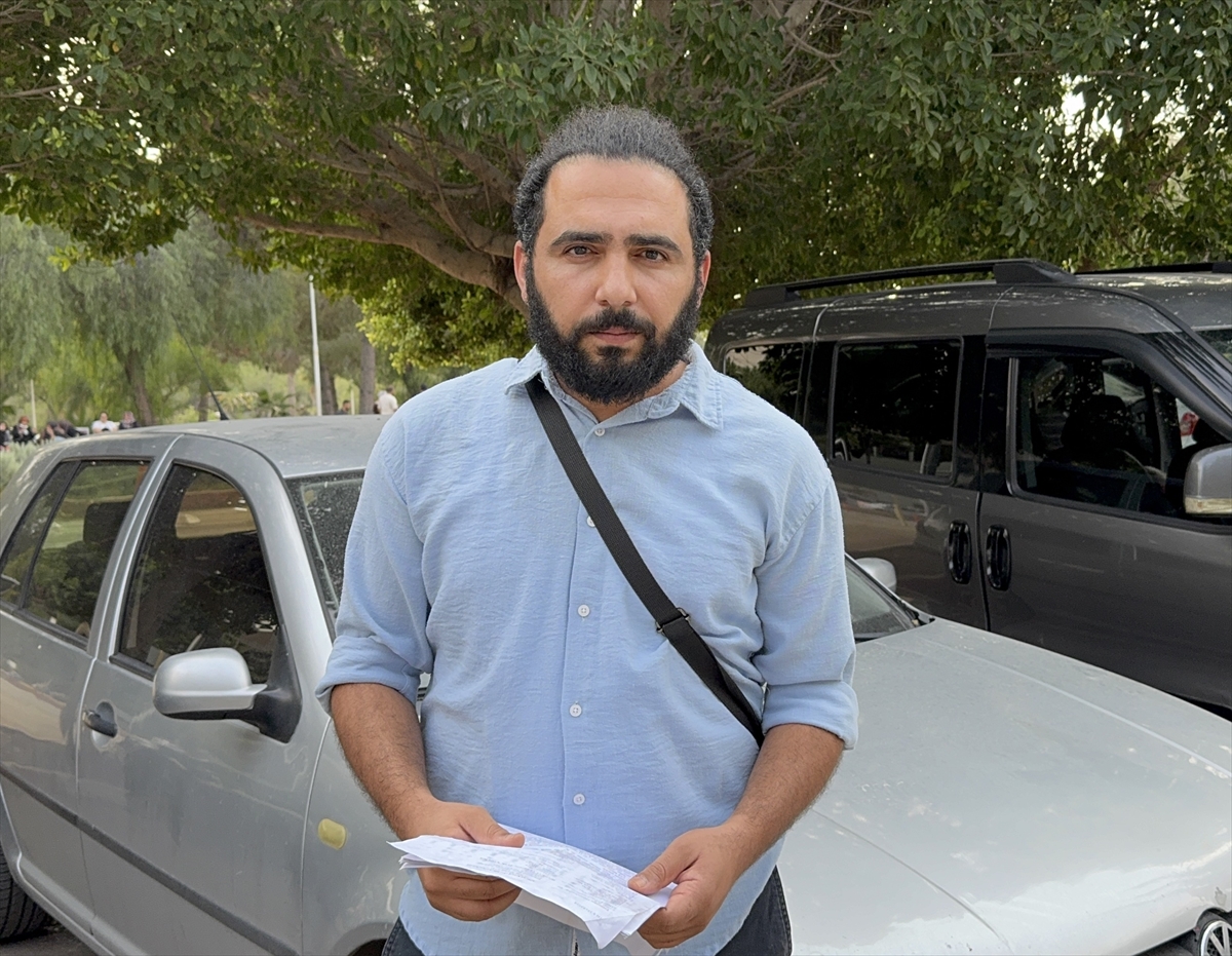 Adana'da otomobilin çarptığı motosikletin sürücüsü hastanede yaşamını yitirdi