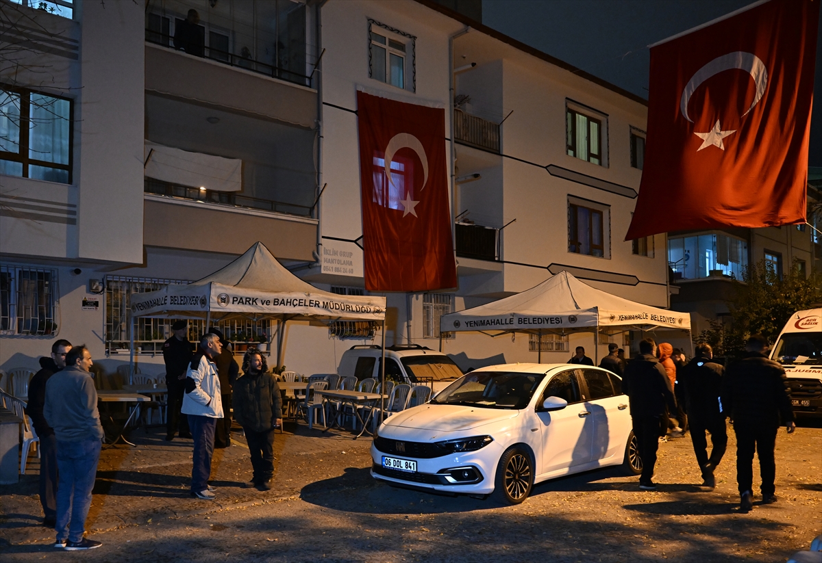 Hava Pilot Üsteğmen Cüneyt Kandemir'in şehadet haberi Ankara'daki ailesine verildi