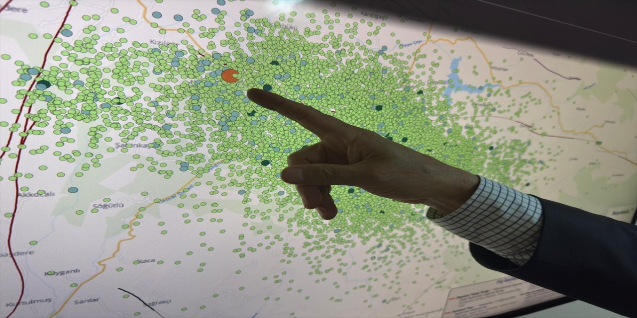 Prof. Dr. Sözbilir: Sındırgı’daki faylarda stres birikimi ve aktarımı inceleniyor