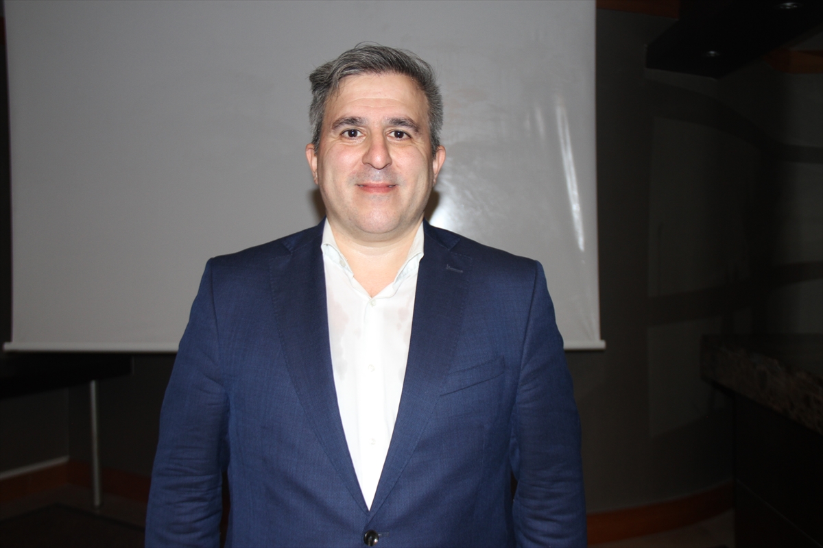 Gurbetçi ailenin profesör çocuğu Almanya'daki başarılarıyla tıp dünyasında adından söz ettiriyor