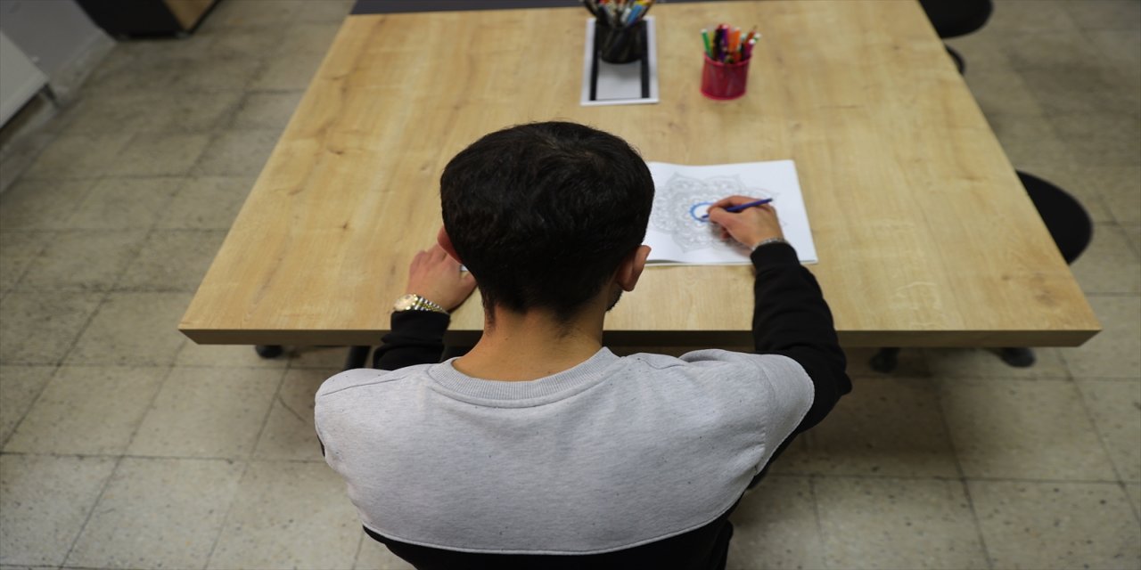 Hakkari’de genç, Yeşilay desteğiyle 6 yıllık kumar bağımlılığından kurtulup hayatında yeni bir sayfa açtı