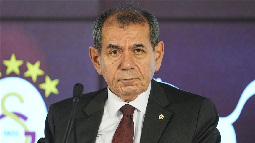 Galatasaray Kulübü Başkanı Özbek, Türk futbolunun temizlenmesine destek veriyor: