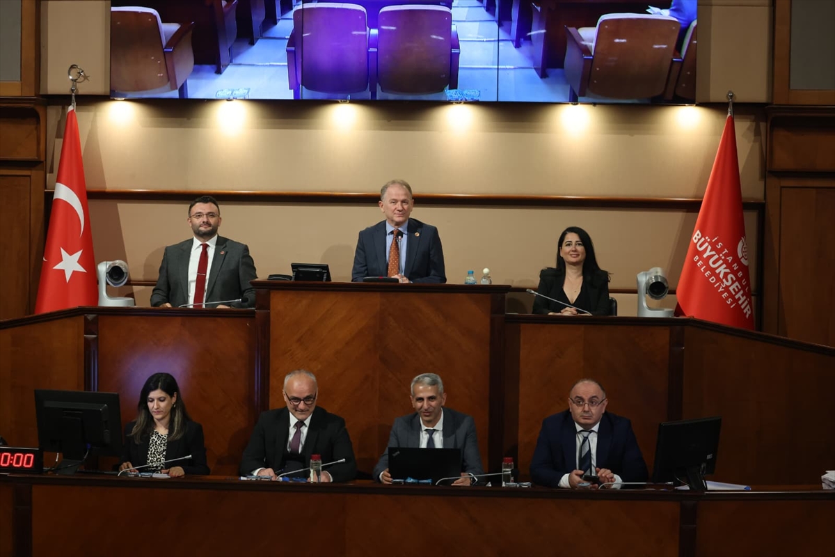 İBB Meclisinde, Kandilli'de sahil yolunun barikatla kapatılmasına ilişkin soru önergesi verildi