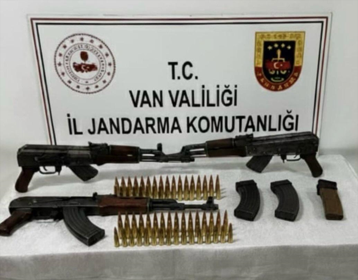 Van'da silah kaçakçılığı operasyonunda 2 şüpheli yakalandı