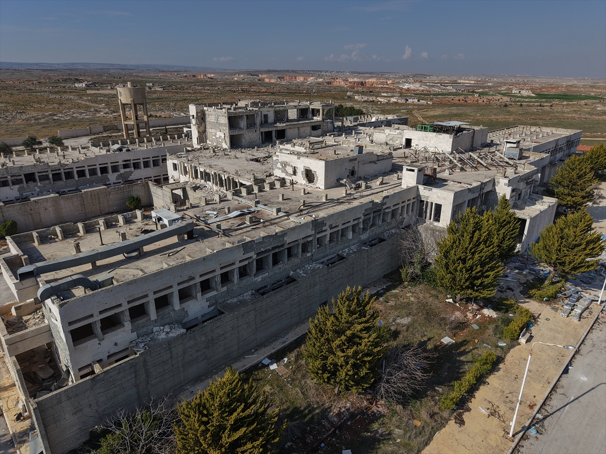 Suriye’de devrik rejiminin saldırılarında yıkılan Maarratünnuman Hastanesi yeniden hizmete açılmayı bekliyor