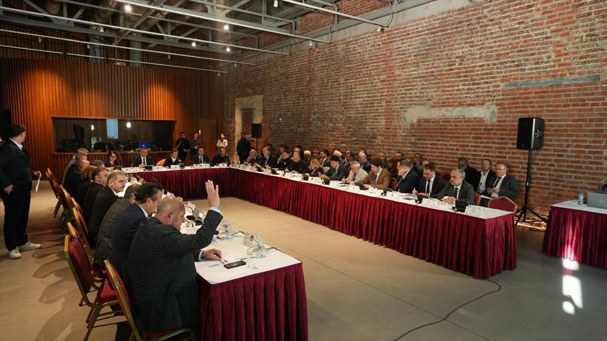 İstanbul'da özel günlerde metrobüsün güzergahının değiştirilmesi kararlaştırıldı