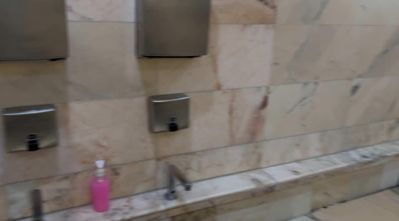 LOS ANGELES’TAKİ KRAL FAHD CAMİİNİN ENTERESAN ABDESTHANESİ