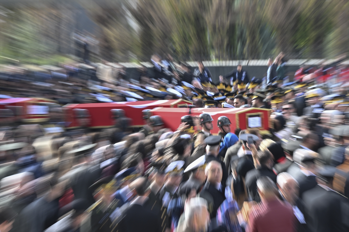 Türkiye şehitlerini uğurluyor