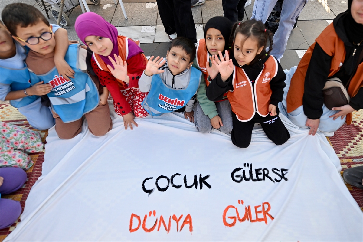 Düzce'de Gazze yararına kermes düzenlendi