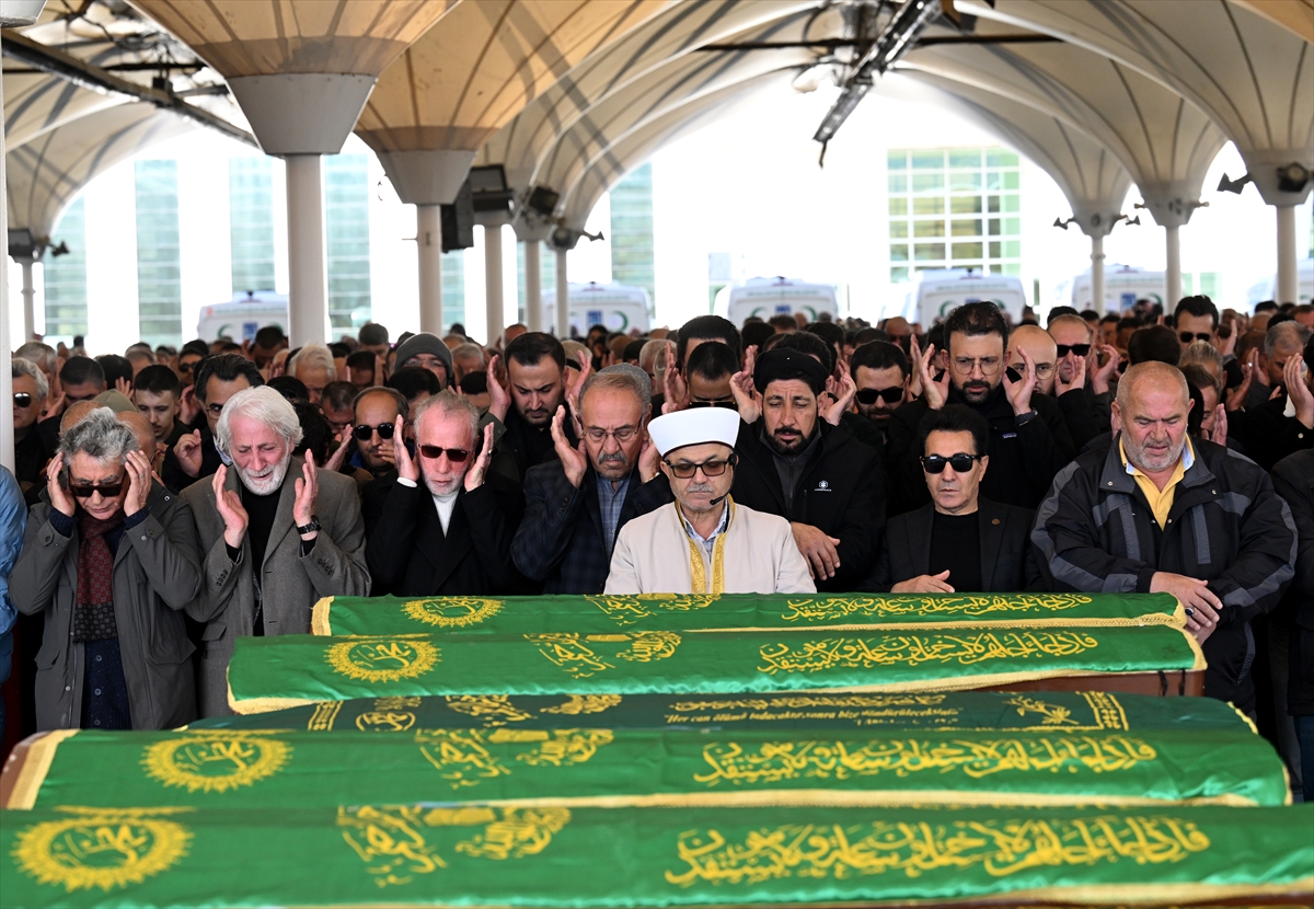 ABD'de polis tarafından öldürülen Ali İhsan Bayhan'ın cenazesi Ankara'da toprağa verildi