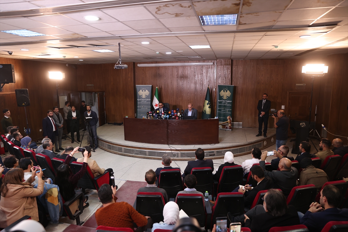 Suriye'nin Süveyda ilindeki şiddet olaylarına karışan bazı bakanlık mensupları tutuklandı