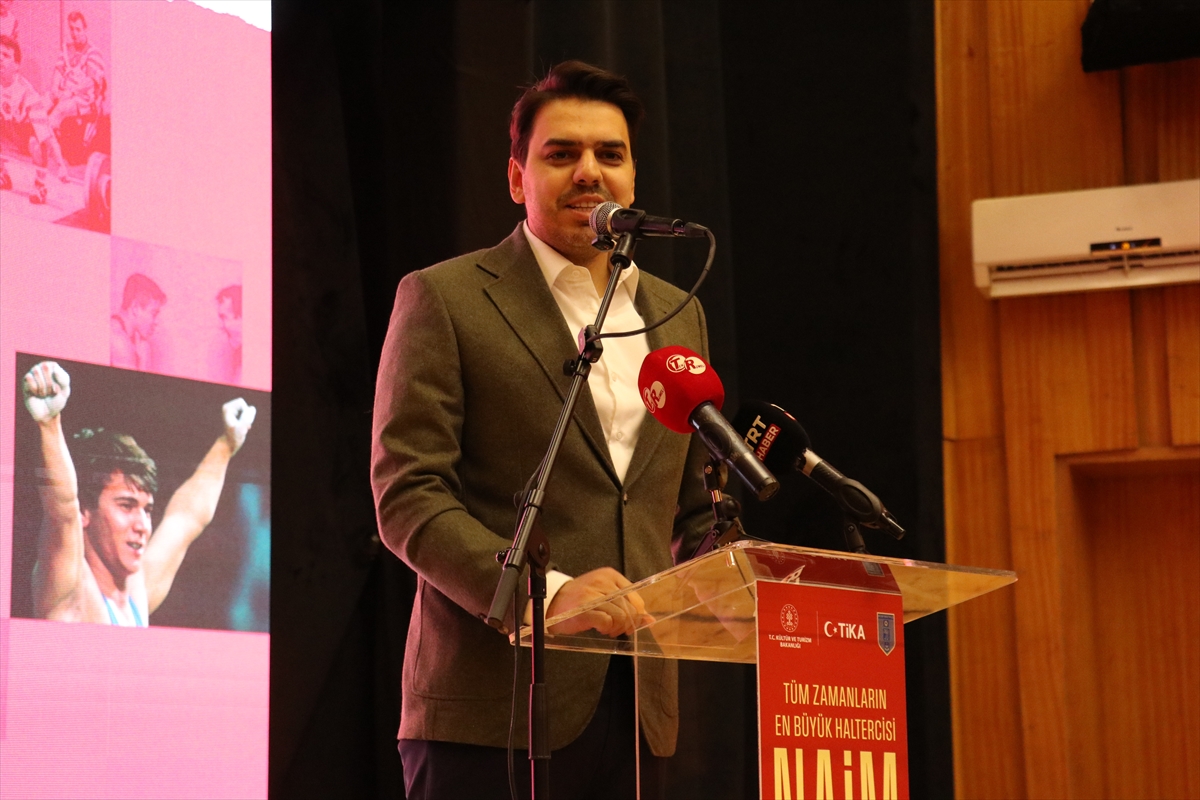 Bulgaristan'da Naim Süleymanoğlu'nu anma töreni düzenlendi