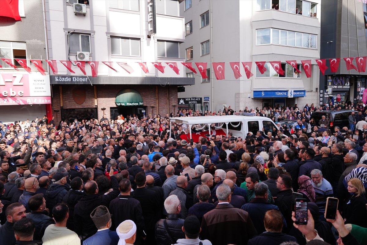 Hırvatistan'daki uçak kazasında şehit olan pilot Hasan Bahar son yolculuğuna uğurlandı