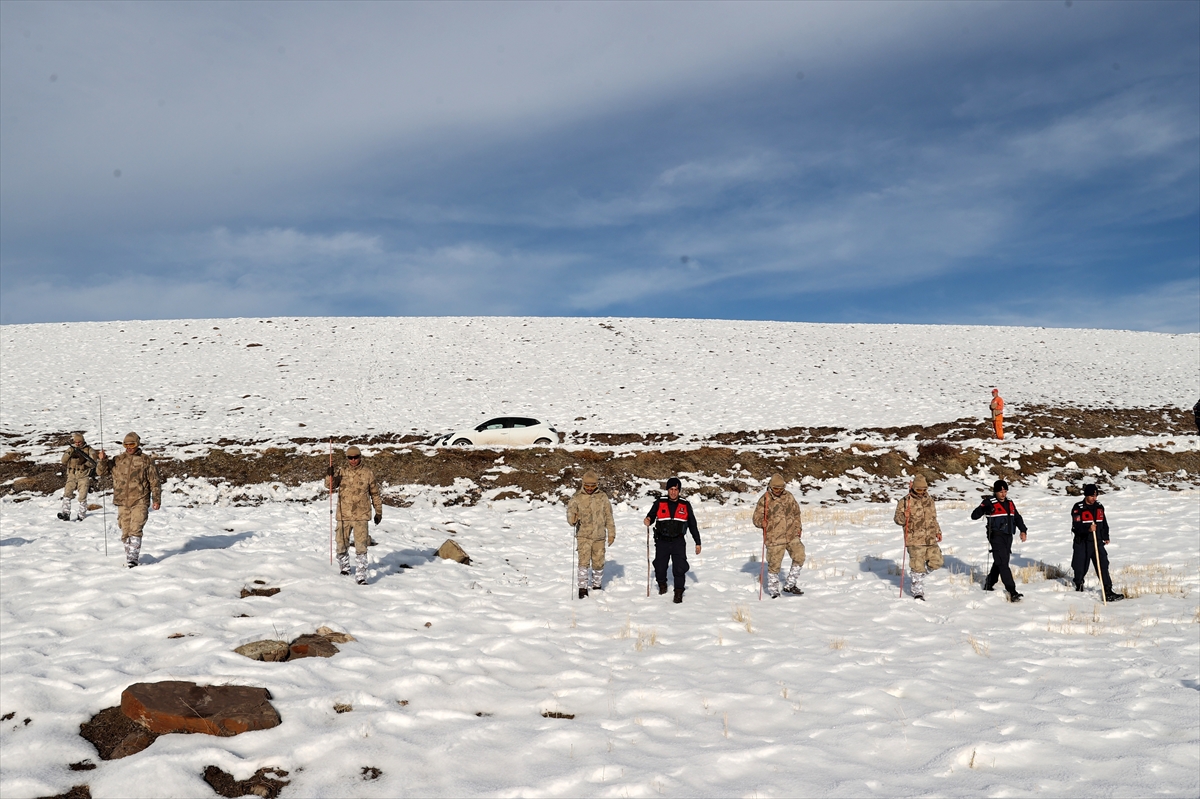 Sivas'ta kaybolan 77 yaşındaki kişiyi arama çalışmaları sürüyor