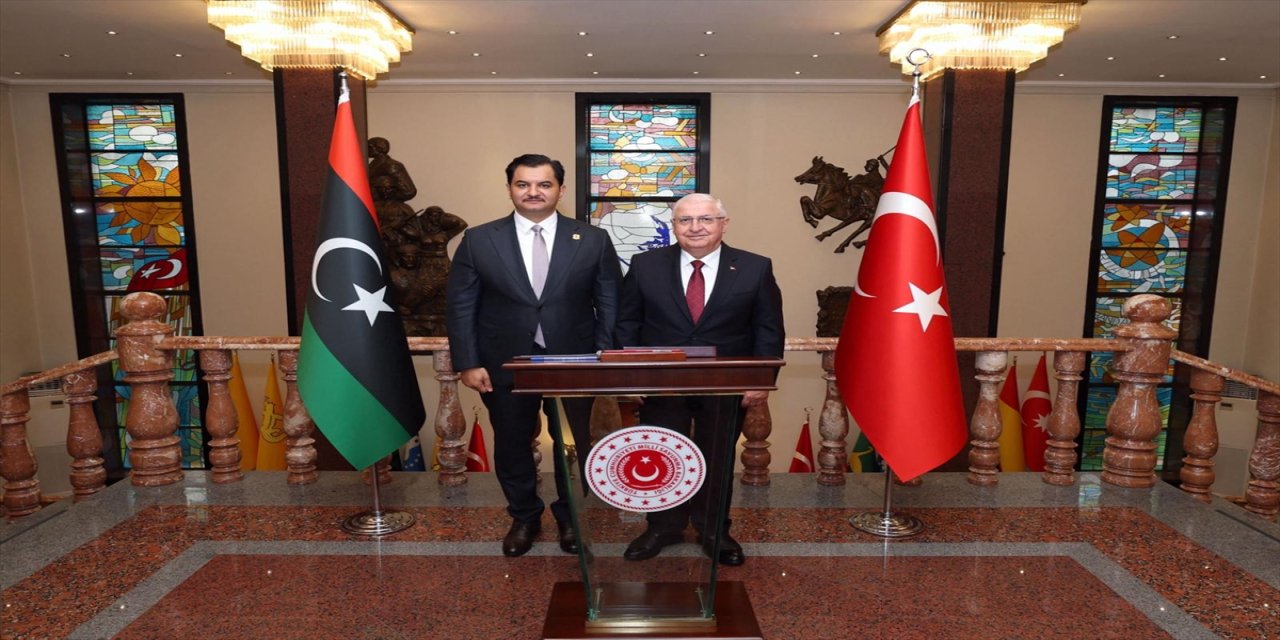 Savunma Bakanı Yaşar Güler, Libya Ulusal Ordusu Genel Komutan Yardımcısı Orgeneral Saddam Hafter ile görüştü