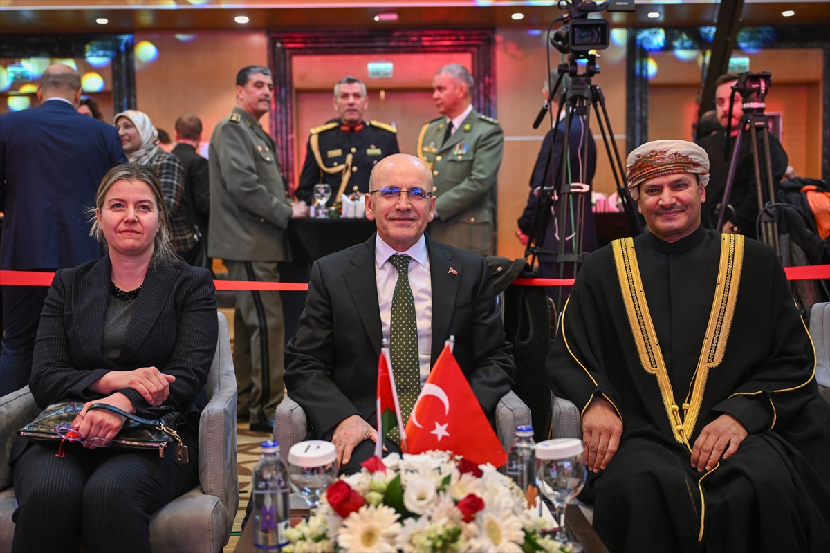 Hazine ve Maliye Bakanı Şimşek, Umman'ın "Ulusal Gün" resepsiyonuna katıldı