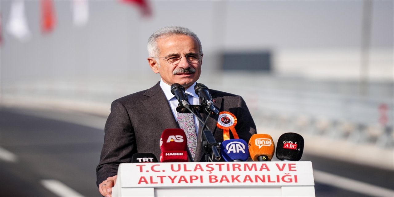 Bakan Uraloğlu: “2026’da Ankara ve İstanbul’dan Bursa’ya Yüksek Hızlı Trenle Seyahat Başlıyor”