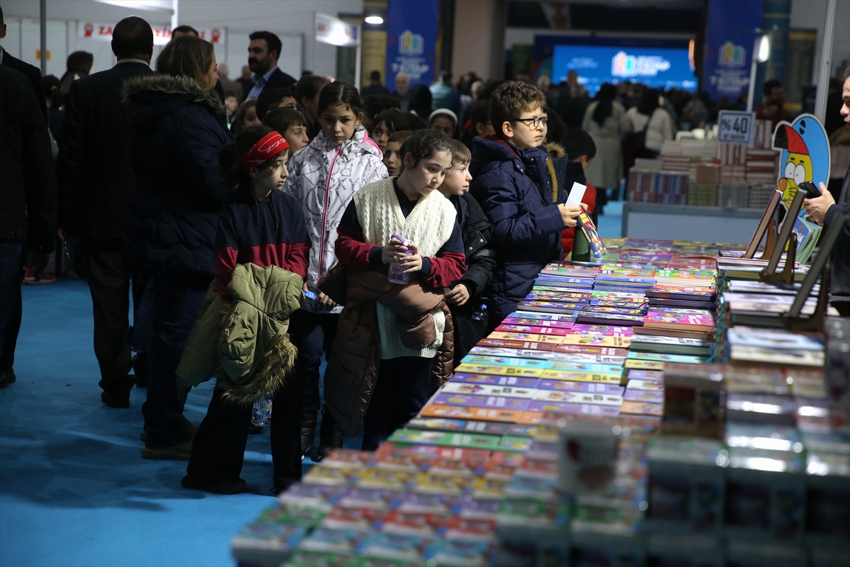 "7. Doğu Anadolu Erzurum Kitap Fuarı" açıldı