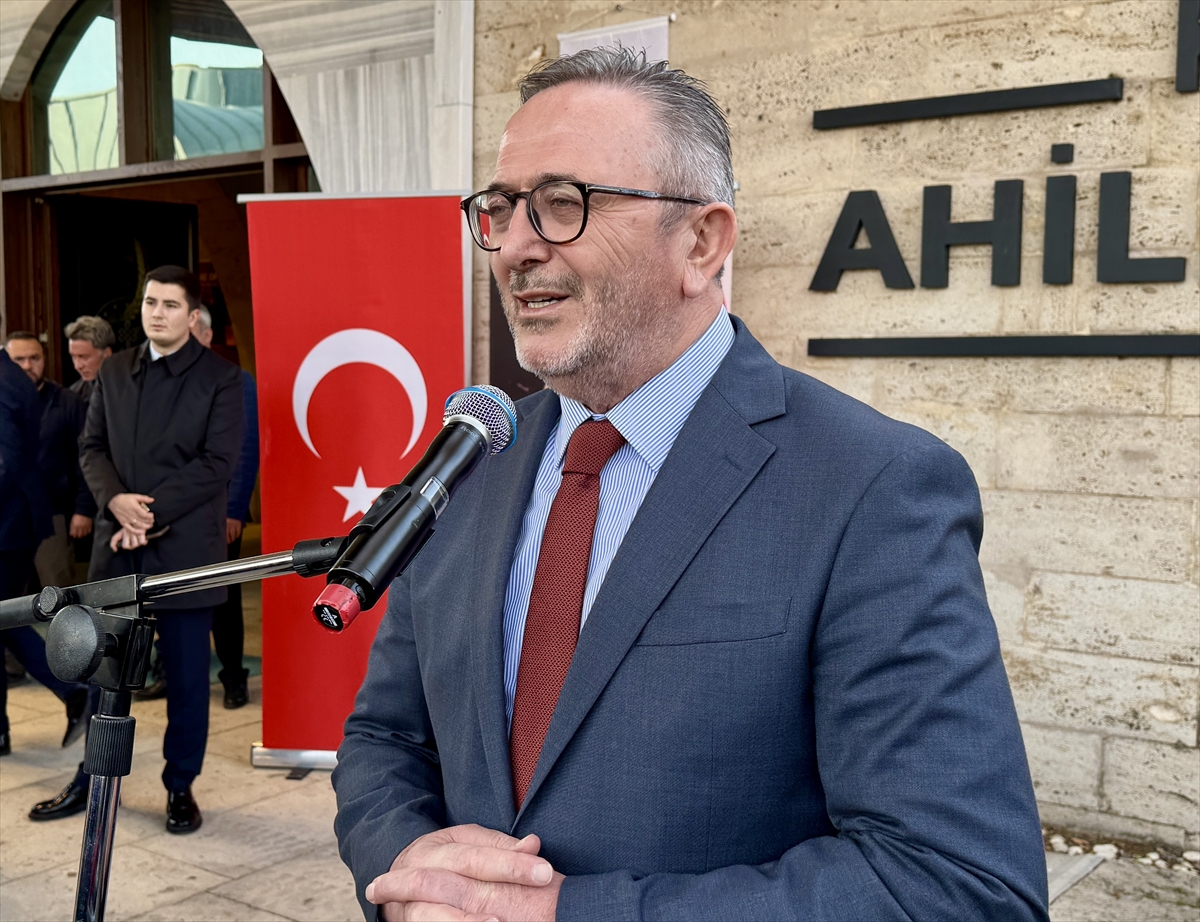 "Türkçe'nin Kırşehir'de Uyanan Çerağı: Aşık Paşa Yazma Eser Sergisi" açıldı