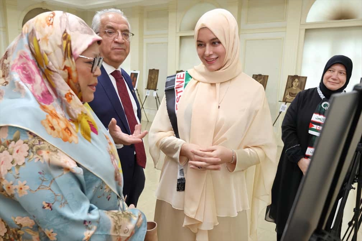 Brunei Yunus Emre Türk Kültür Merkezi'nde "Direniş I: Filistin Kolektif Hafızası" sergisi açıldı