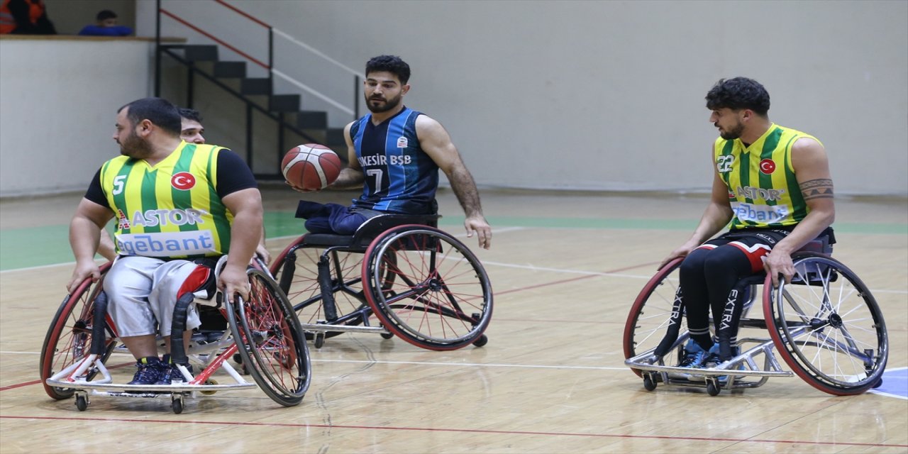Tekerlekli Sandalye Basketbol Süper Ligi’nde sezonun ilk maçı yapıldı