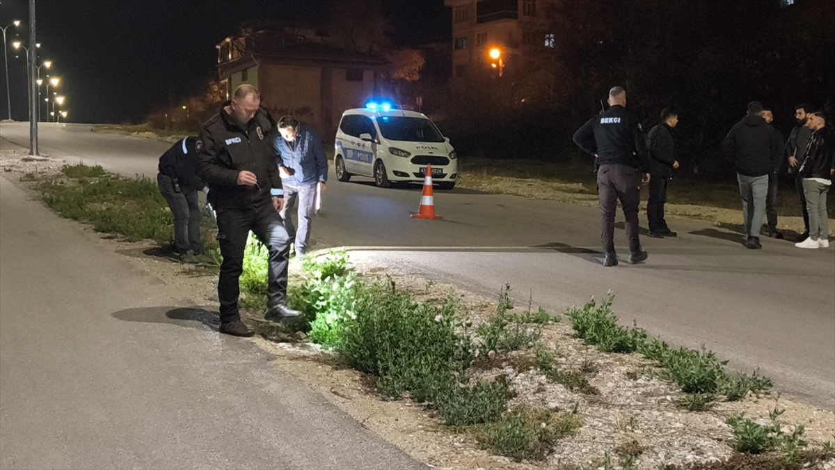 Kütahya'da tüfekle vurulan kişi yaralandı