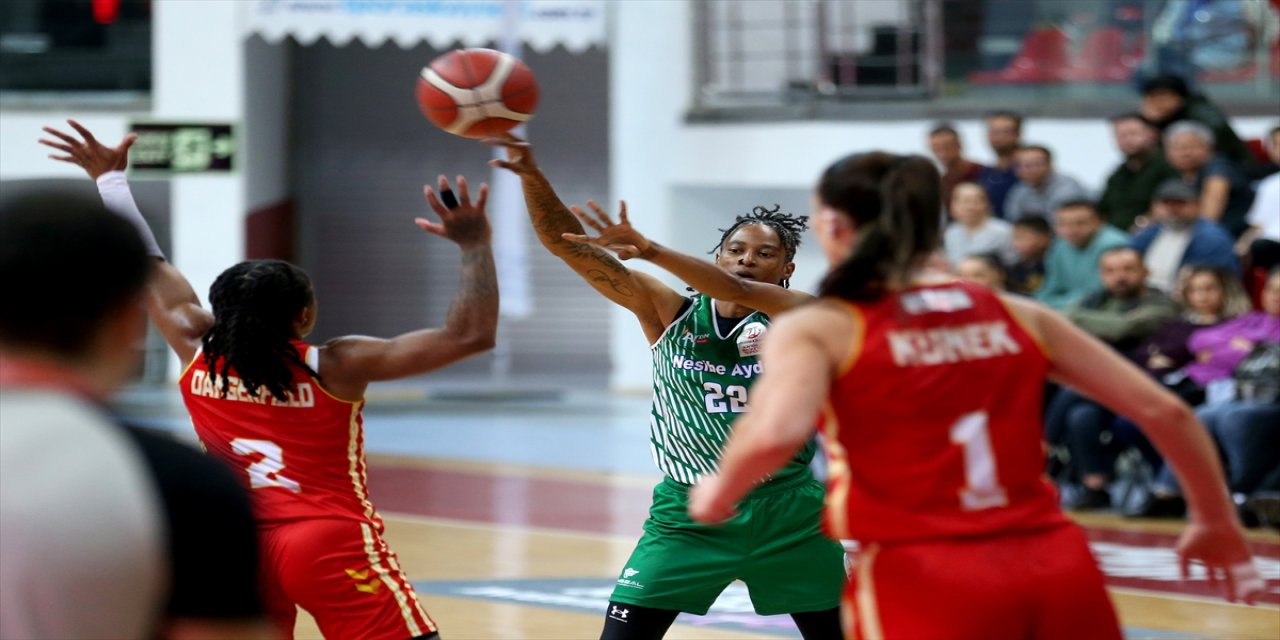 Kayseri’de çekişmeli maç: Nesibe Aydın, Melikgazi Kayseri Basketbol’u 81-73 yendi.