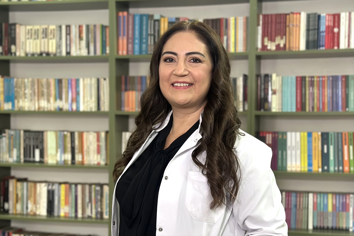 İynemli'nin öğretmeni genç oyuncunun büyük ödülü alacağına inanıyor