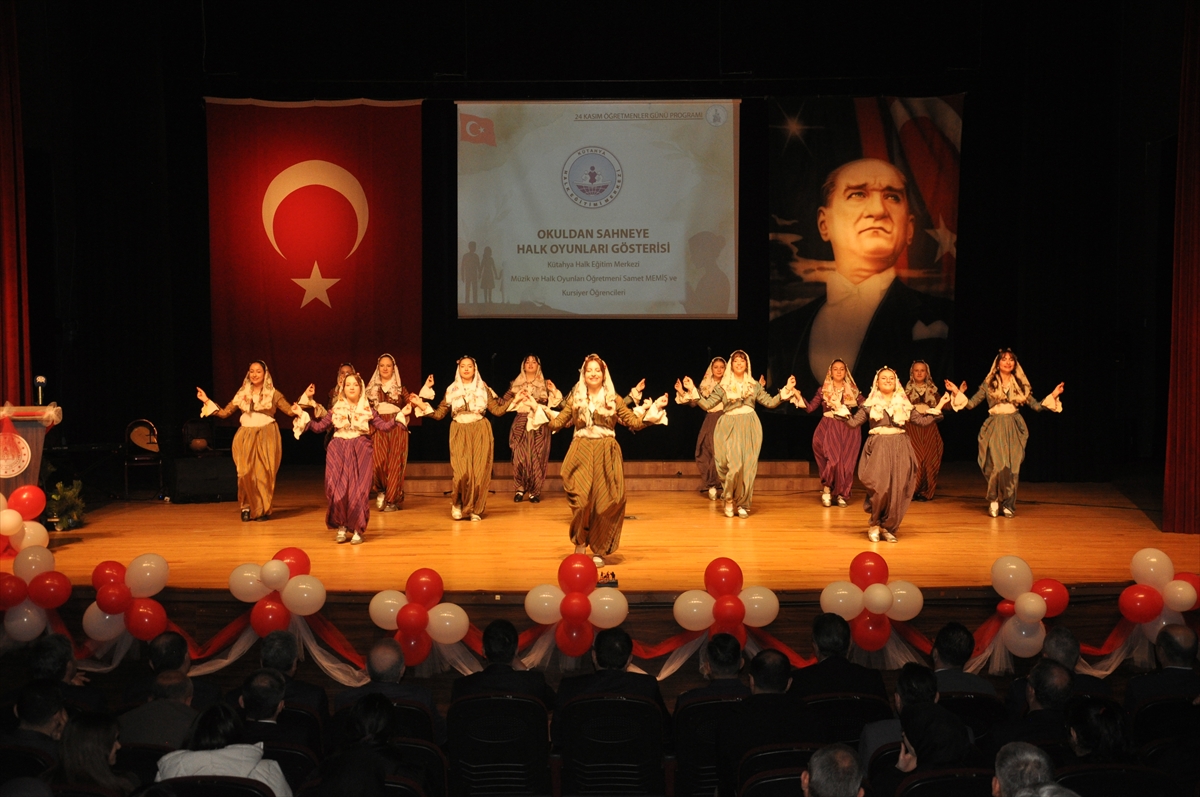 Bursa ve çevre illerde Öğretmenler Günü kutlandı