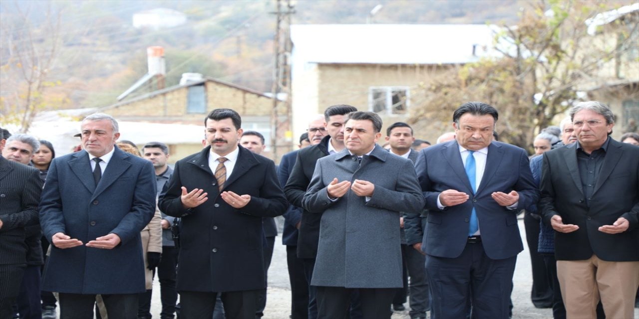 Tunceli’de 1994’te şehit edilen 6 öğretmen Darıkent’te düzenlenen programla anıldı