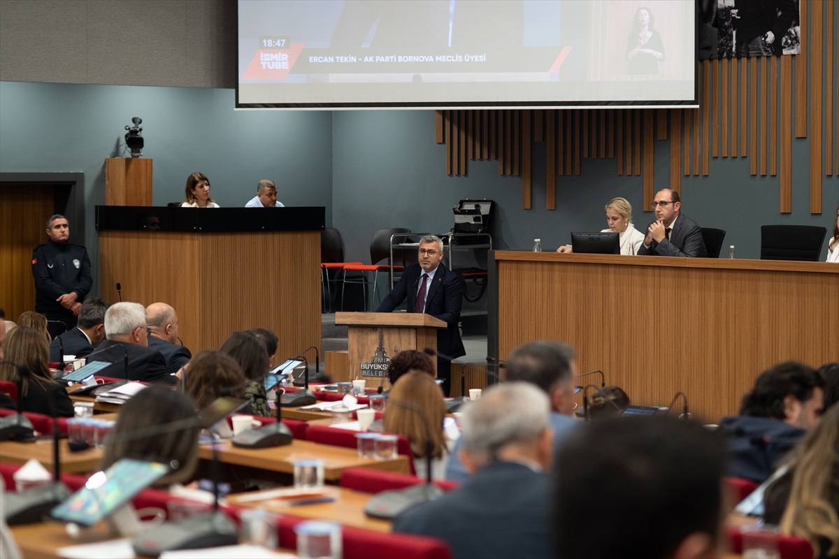 İzmir Büyükşehir Belediyesinin 110 milyar liralık 2026 yılı bütçesi kabul edildi