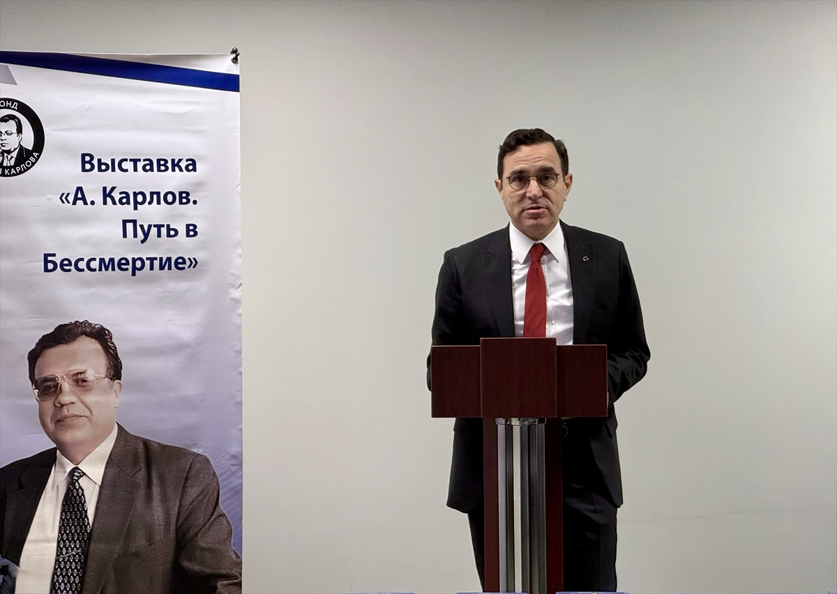 Rusya'nın eski Ankara Büyükelçisi Karlov, Moskova'da anıldı