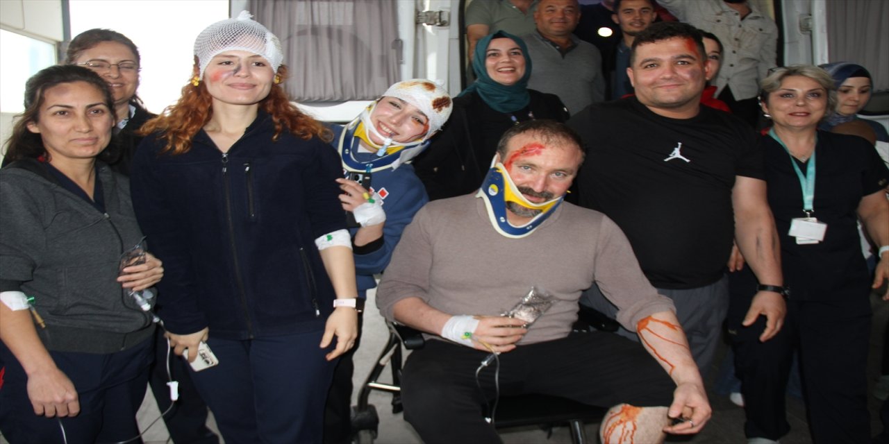 Serik Devlet Hastanesinde acil servis tatbikatı: Çoklu yaralı senaryosu gerçeğini aratmadı