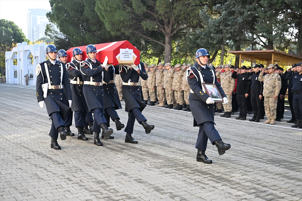 Kahramanmaraş'ta trafik kazasında vefat eden uzman çavuş ve eşinin cenazeleri Kayseri'ye uğurlandı