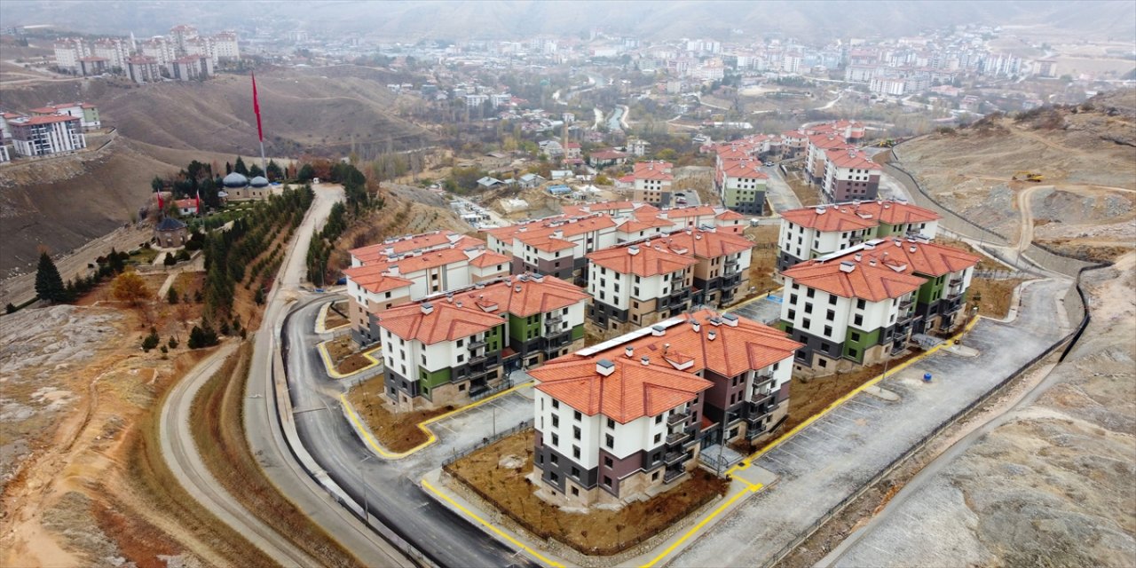 TOKİ deprem ve sosyal konutlarının teslimi 5 Aralık’ta tamamlanacak