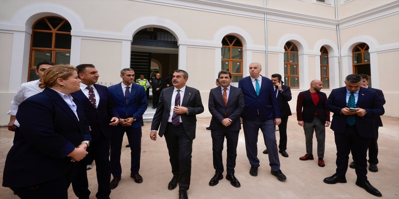 Bakan Yusuf Tekin: Milli Eğitim Akademileri Yeni Takvim Yılında Öğretmen Eğitimine Başlayacak