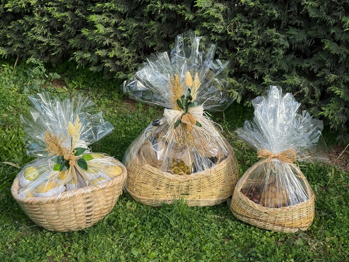 Vatikan Devlet Başkanı Papa 14. Leo'ya, Bursa'nın coğrafi işaretli ürünleri hediye edildi