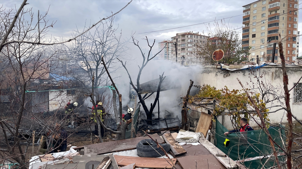 Kayseri'de müstakil evde çıkan yangında hasar oluştu