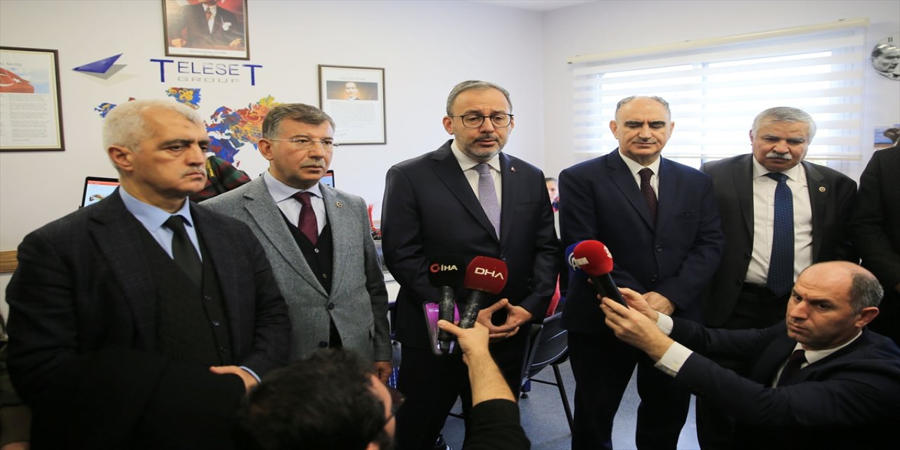 Manisa OSB’de engelli bireylerin istihdam ve eğitimi için kurulan ZEKİ Yaşam Merkezi TBMM heyetine tanıtıldı