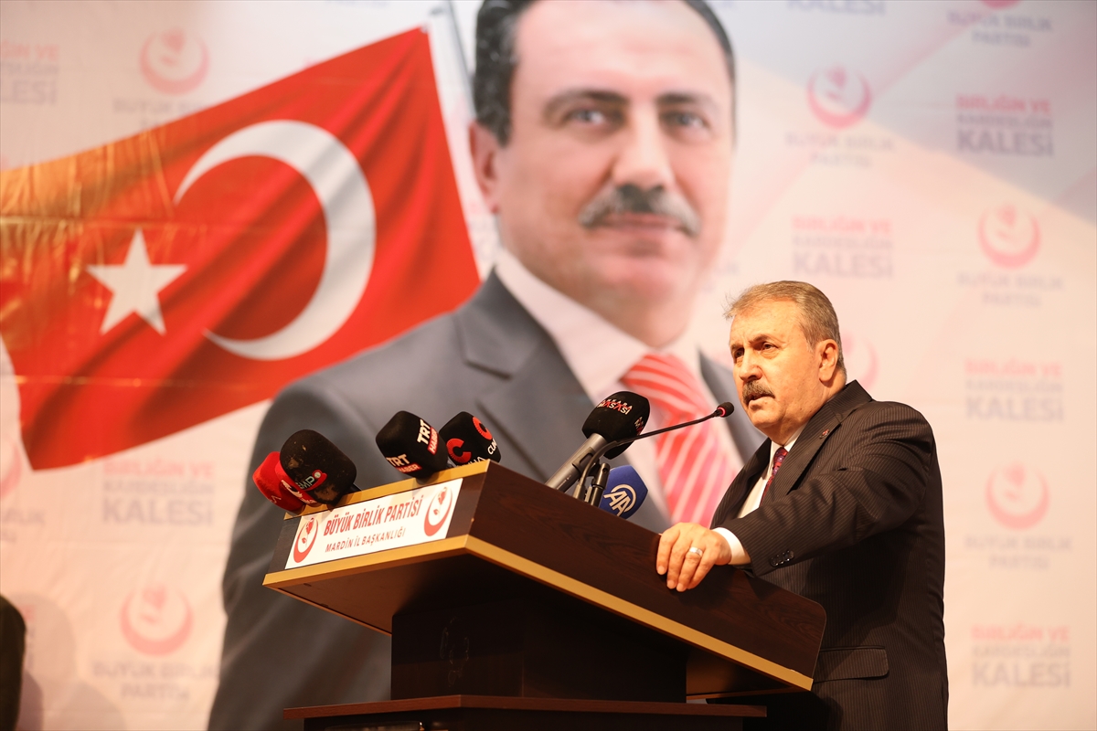 "Türkiye'mizin kardeşliğini kimse bozamayacaktır