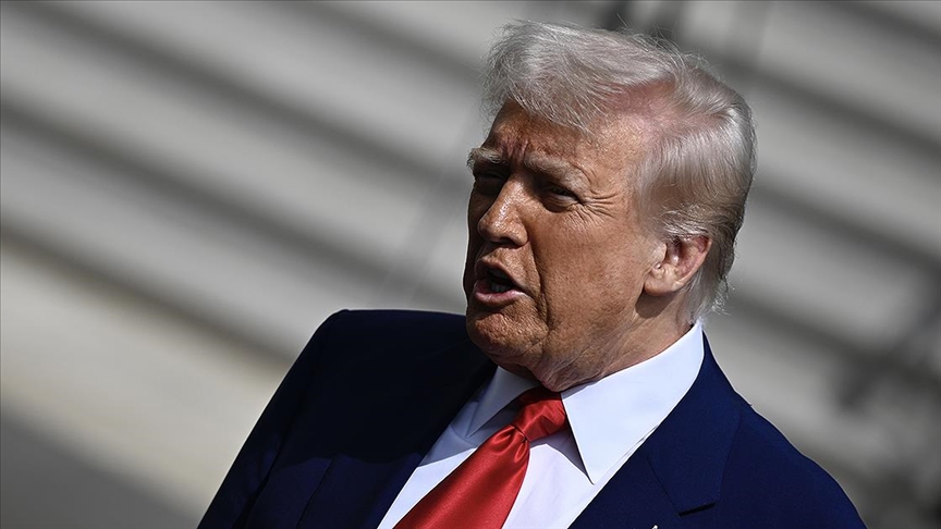 ABD Başkanı Trump, iltica başvurularını "uzun süre" askıya alacaklarını söyledi