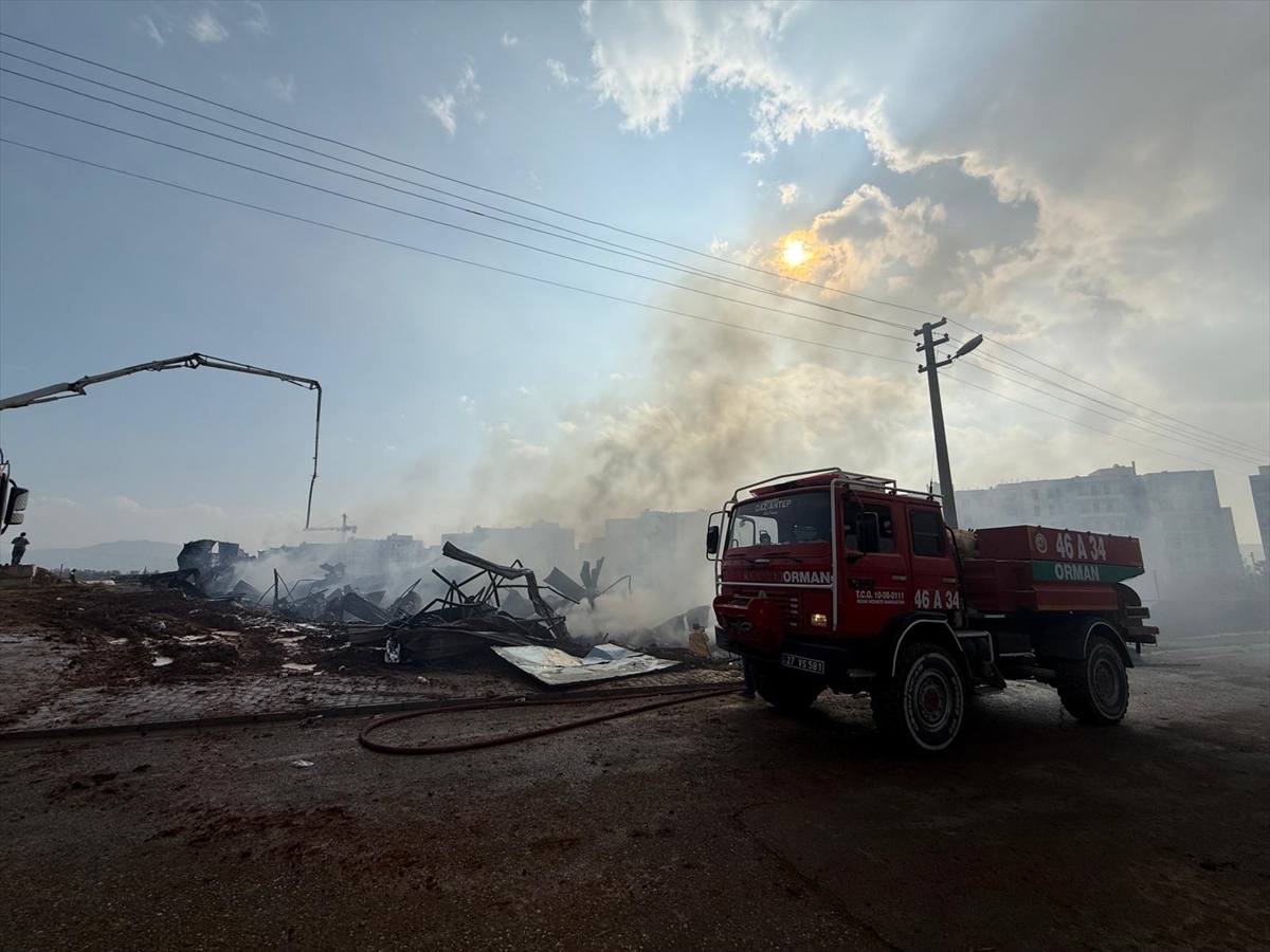 Gaziantep'te inşaat şantiyesinde çıkan yangın söndürüldü