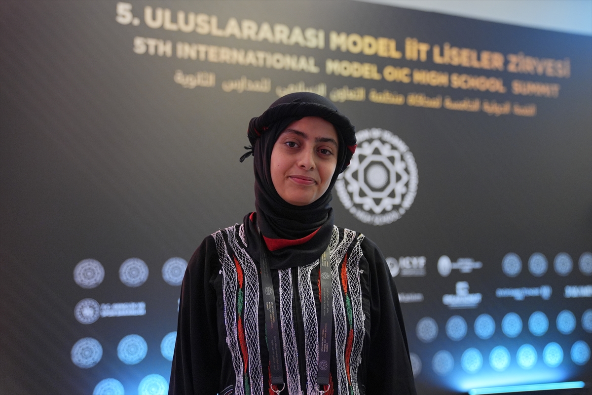 İslam İşbirliği Teşkilatı Liseler Zirvesi'nde öğrenciler, Filistin ve Suriye'yi konuştu