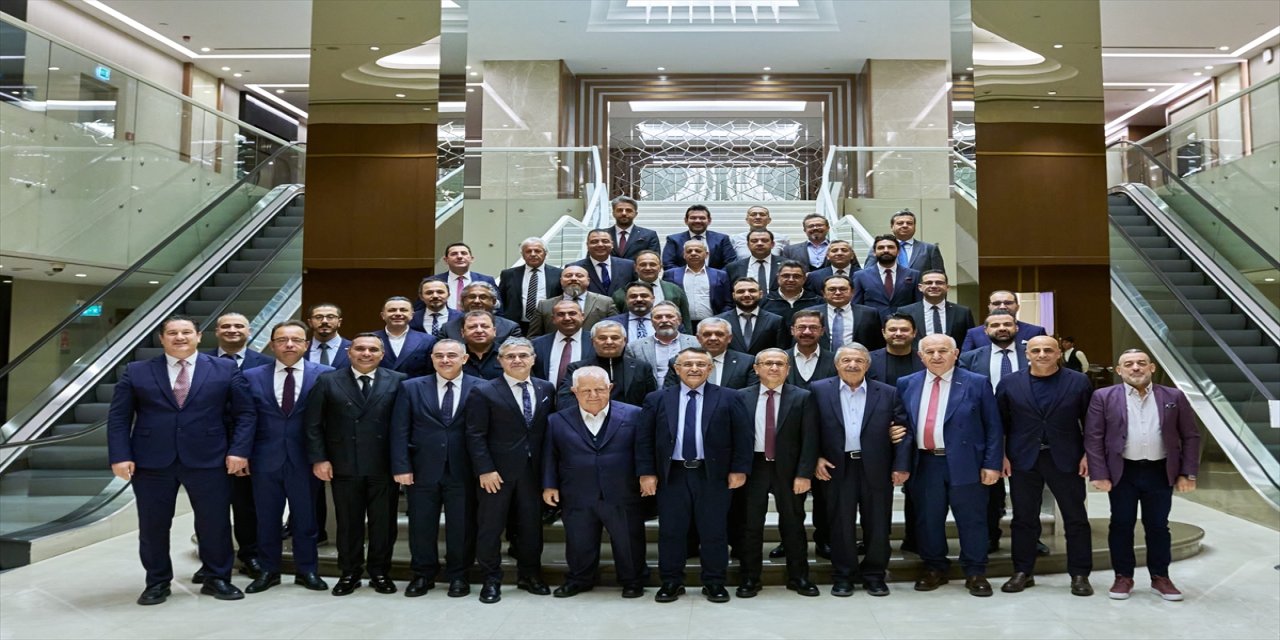 Anadolu Güçbirliği Holding, yeni yapılanma sonrası ilk ana bayi toplantısını gerçekleştirdi