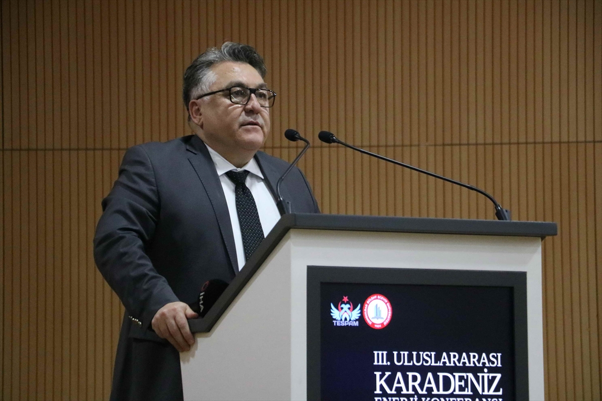 Zonguldak'ta, "3. Uluslararası Karadeniz Enerji Konferansı" düzenlendi