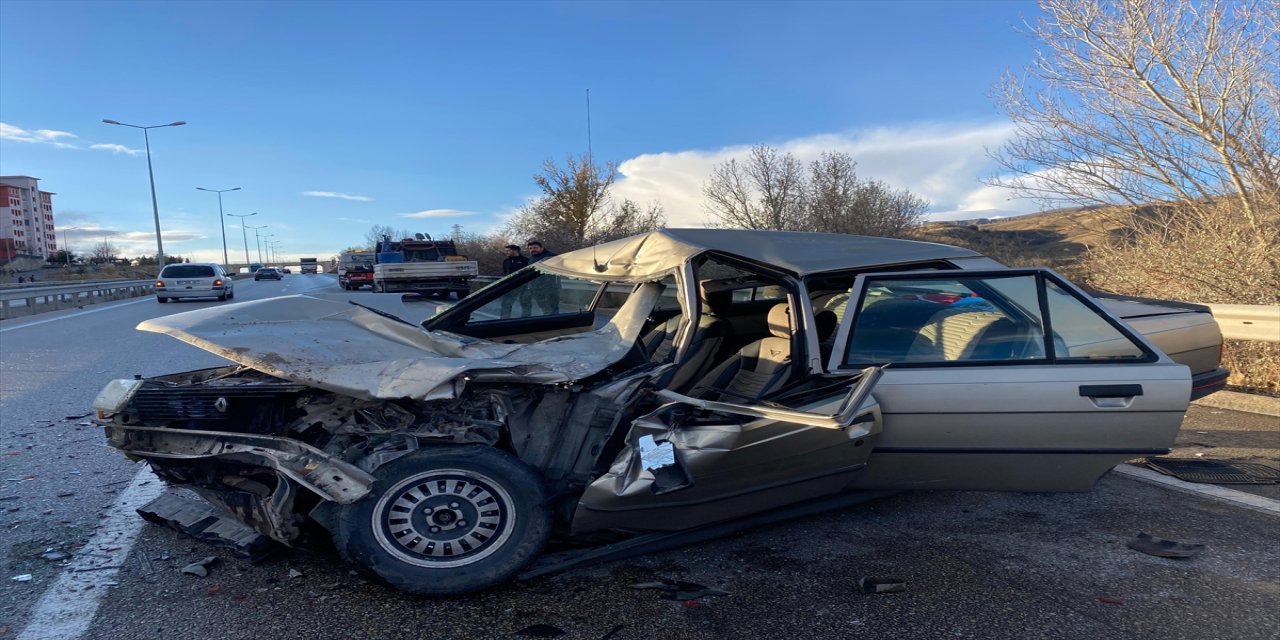 Çankırı’da aynı bölgede peş peşe iki kaza: İki yaralı